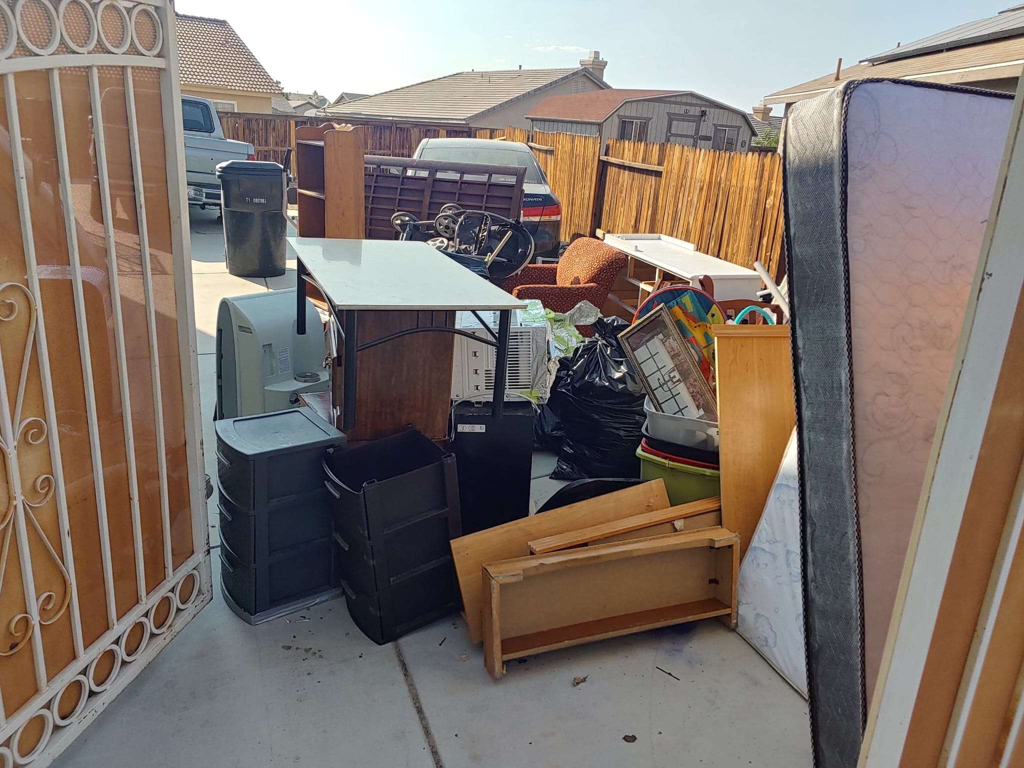 furniture and appliances removal